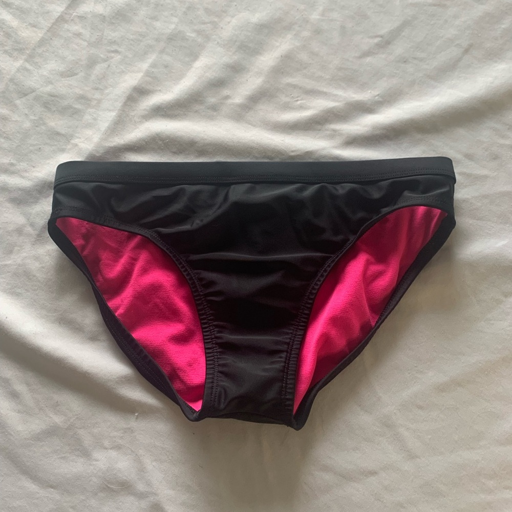 Under Armour Black and Pink Bikini Bottom Girls size 12